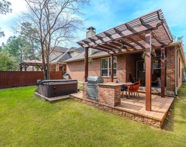 14 Arrowfeather Place - Photo Thumbnail 40