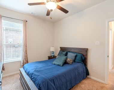 14 Arrowfeather Place - Photo Thumbnail 29