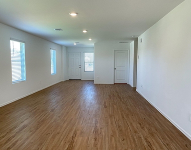 24139 Wandering Brook Drive - Photo Thumbnail 3