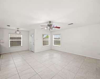 7331 Wimberly Oaks Lane - Photo Thumbnail 9