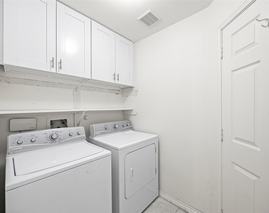 7331 Wimberly Oaks Lane - Photo Thumbnail 16