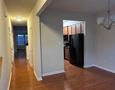 10312 Colony Bee Place - Photo Thumbnail 4