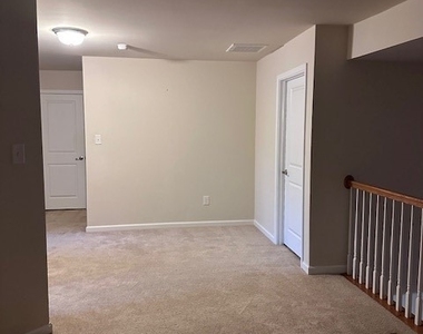 10312 Colony Bee Place - Photo Thumbnail 9