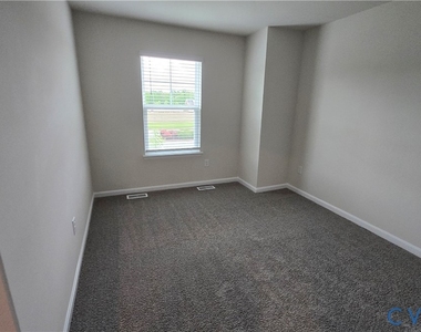 6013 Banyan Lane - Photo Thumbnail 11