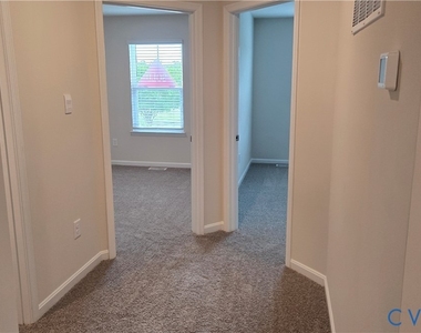 6013 Banyan Lane - Photo Thumbnail 6