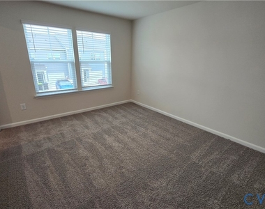 6013 Banyan Lane - Photo Thumbnail 13