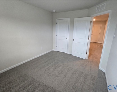 6013 Banyan Lane - Photo Thumbnail 12