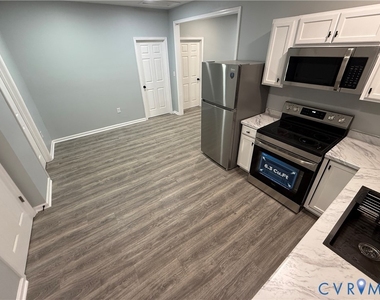 910 Rome Street - Photo Thumbnail 7