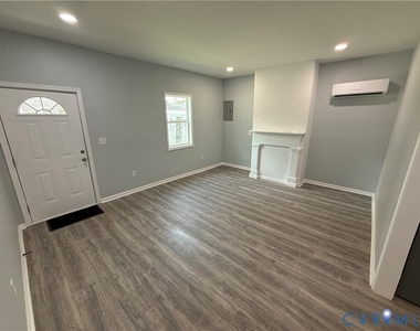 910 Rome Street - Photo Thumbnail 2