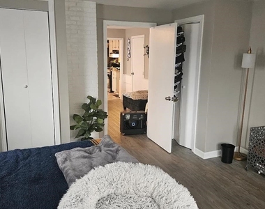 520 Beech - Photo Thumbnail 5