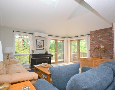 3 Lakeview - Photo Thumbnail 3