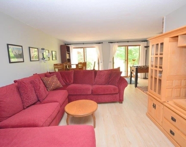 3 Lakeview - Photo Thumbnail 11