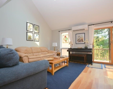 3 Lakeview - Photo Thumbnail 2