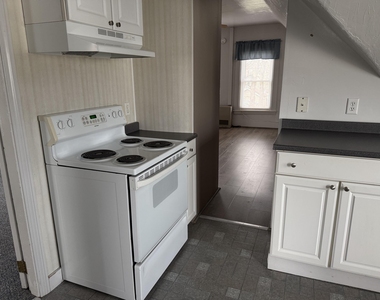 316 Douglas - Photo Thumbnail 7