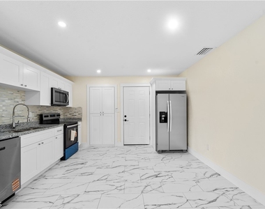 27160 Chula Vista Drive - Photo Thumbnail 8