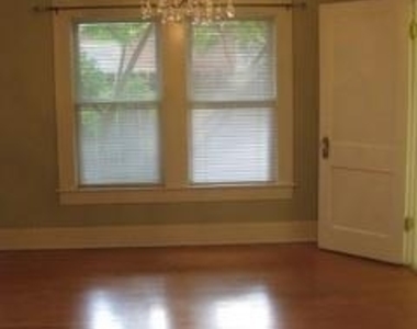1021 E 16th Street - Photo Thumbnail 5