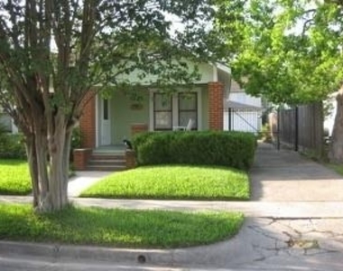 1021 E 16th Street - Photo Thumbnail 1