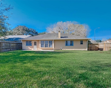 1003 Shadow Mountain Drive - Photo Thumbnail 32