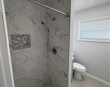 14713 Kimberly Lane - Photo Thumbnail 8