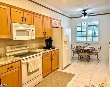 20021 Sanibel View Circle - Photo Thumbnail 4