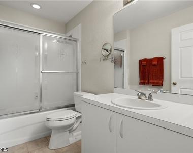 27083 Matheson Avenue - Photo Thumbnail 12