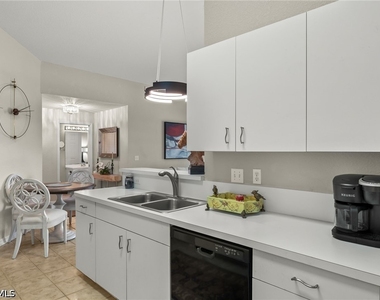 27083 Matheson Avenue - Photo Thumbnail 7