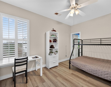 4608 Nett Street - Photo Thumbnail 30