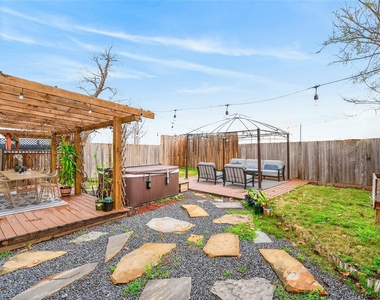 4608 Nett Street - Photo Thumbnail 38