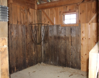260 Bennington - Photo Thumbnail 10