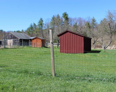 260 Bennington - Photo Thumbnail 24