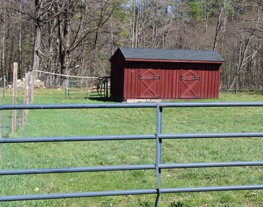 260 Bennington - Photo Thumbnail 20