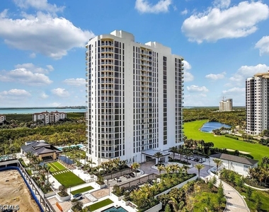 4810 Pelican Colony Boulevard - Photo Thumbnail 1