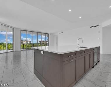 4810 Pelican Colony Boulevard - Photo Thumbnail 7