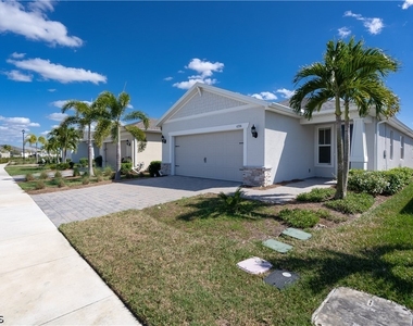 42186 Edgewater Drive - Photo Thumbnail 24