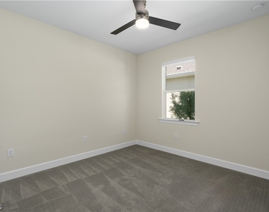42186 Edgewater Drive - Photo Thumbnail 17