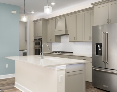 42186 Edgewater Drive - Photo Thumbnail 2