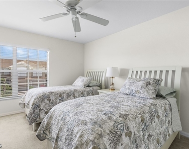 11015 Mill Creek Way - Photo Thumbnail 7