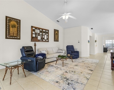 11015 Mill Creek Way - Photo Thumbnail 11