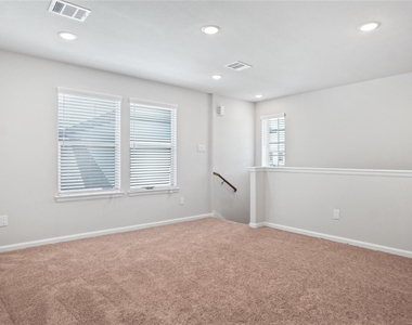 16505 Opportunity Way - Photo Thumbnail 13