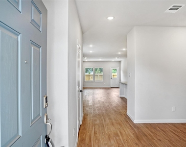 16505 Opportunity Way - Photo Thumbnail 1