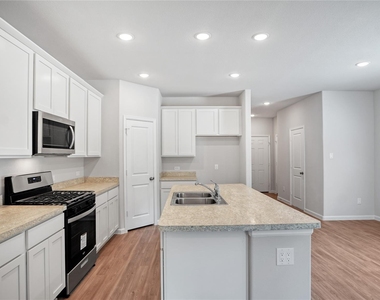 16505 Opportunity Way - Photo Thumbnail 6