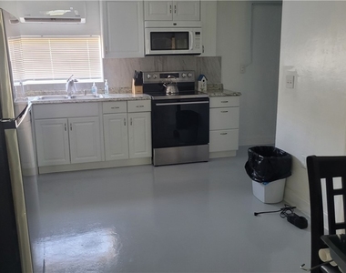 1288 Waite Drive - Photo Thumbnail 10