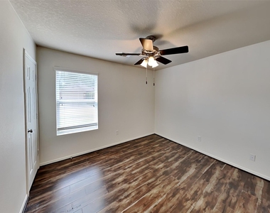 2322 Old Ox Road - Photo Thumbnail 17