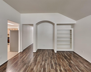 2322 Old Ox Road - Photo Thumbnail 6