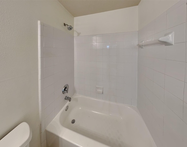 2322 Old Ox Road - Photo Thumbnail 15