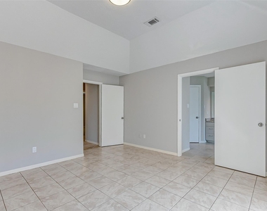21623 Park Valley Drive - Photo Thumbnail 17