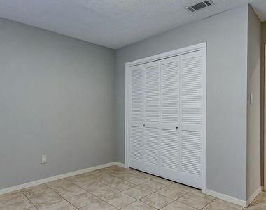 21623 Park Valley Drive - Photo Thumbnail 14