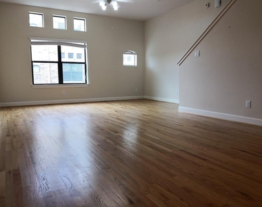 2710 Hullsmith Drive - Photo Thumbnail 3