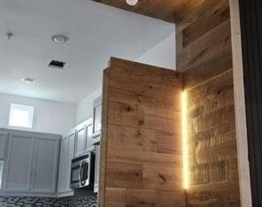 2710 Hullsmith Drive - Photo Thumbnail 4