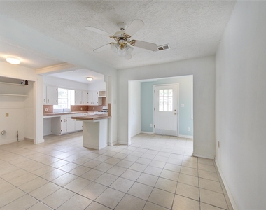 10717 Pillot Street - Photo Thumbnail 8